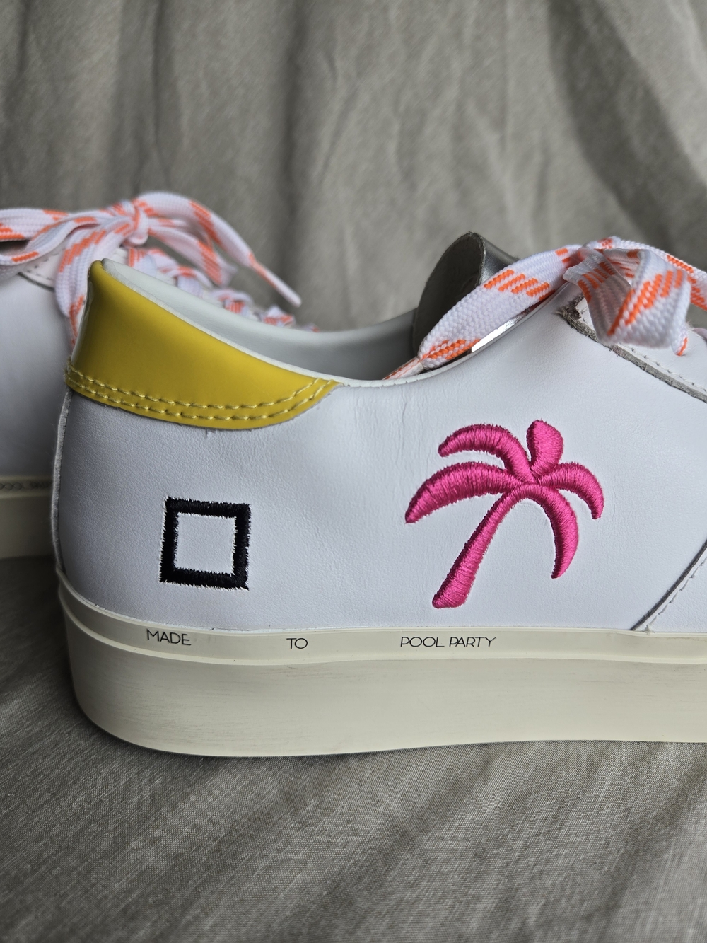 D.A.T.E. Hill Low Premium Italian Leather Sneakers White Pink Palm Tree US 7 - Picture 2 of 14